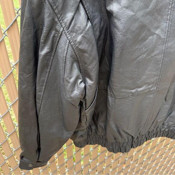 Vintage Comint For Men Black Leather Jacket Size Medium - Picture 11 of 13